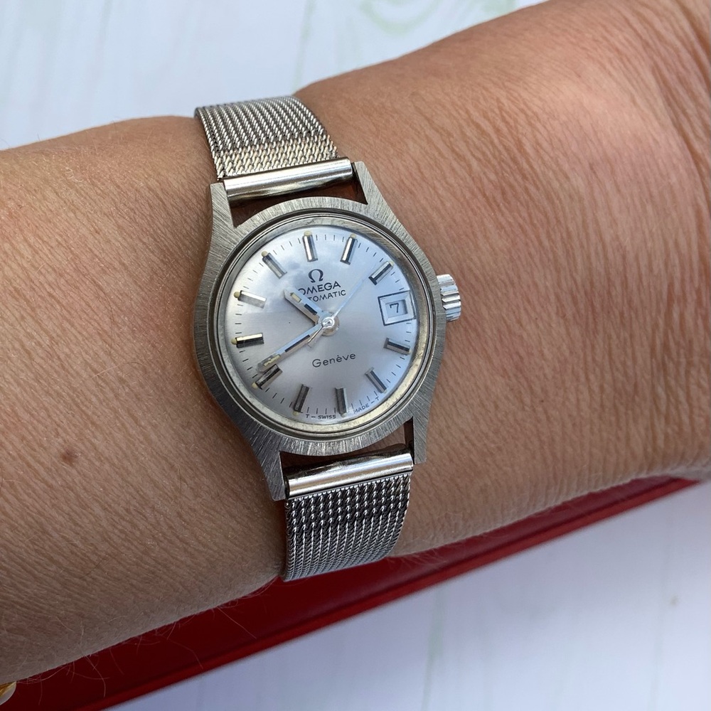 Women’s OMEGA Automatic movement watch⭐️⭐️